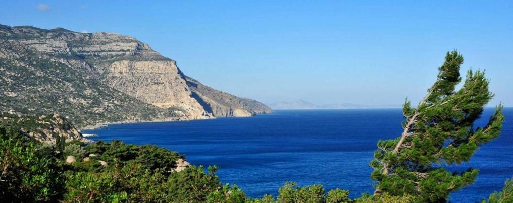 Ikaria Studios Manganitis Luaran gambar